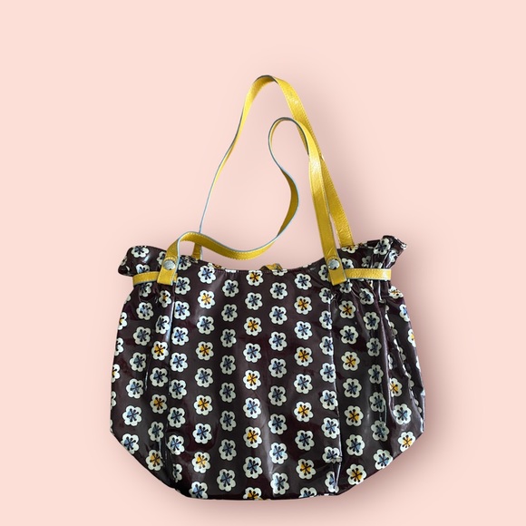 vinyl Vera Bradley frills bucket bag - Picture 2 of 4